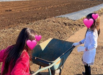 石田純一東尾理子夫妻の子供が通う幼稚園や小学校はどこ？ダウン症の噂も！